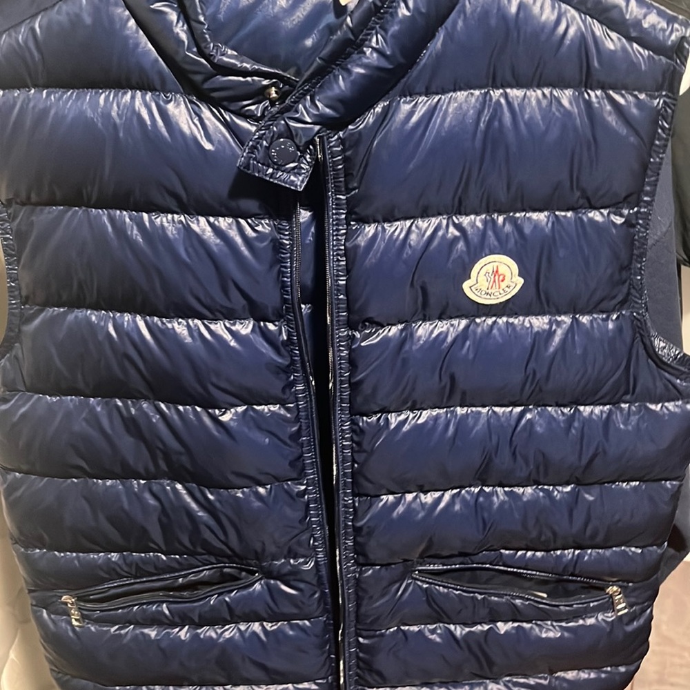 Navy Blue Gui Gui Moncler Vest size 3